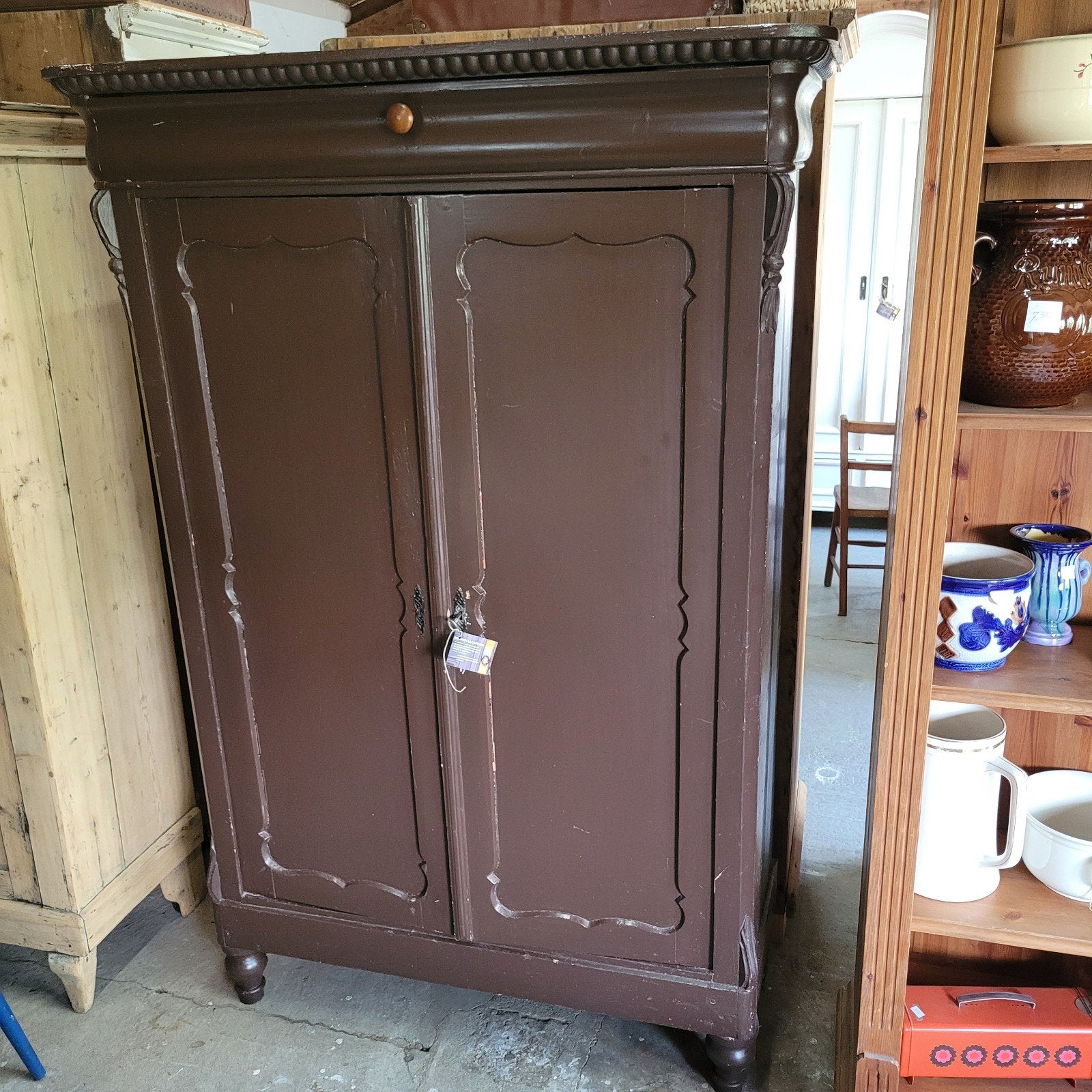 Brocante oude bruine kast biedermeierkast servieskast, Ophalen
