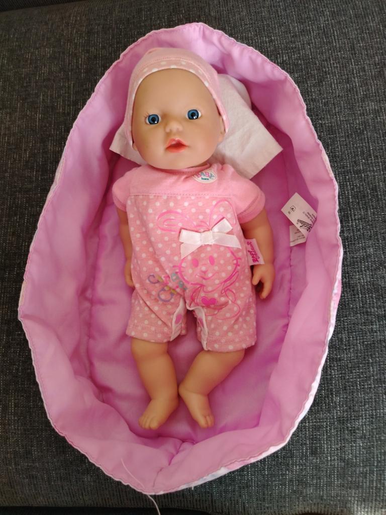 Baby Boen pop met kleeding en accessoires, Ophalen of Verzenden, Babypop