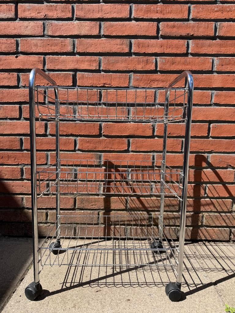 Verrijdbaar metalen rek met 3 manden - 63x41cm, Ophalen, Gebruikt