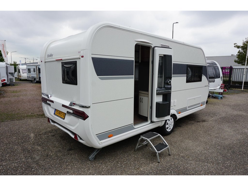 Hobby Excellent 460 SL Voortent + uitbouw, Hobby, Bedrijf, Treinzit, Tot en met 3