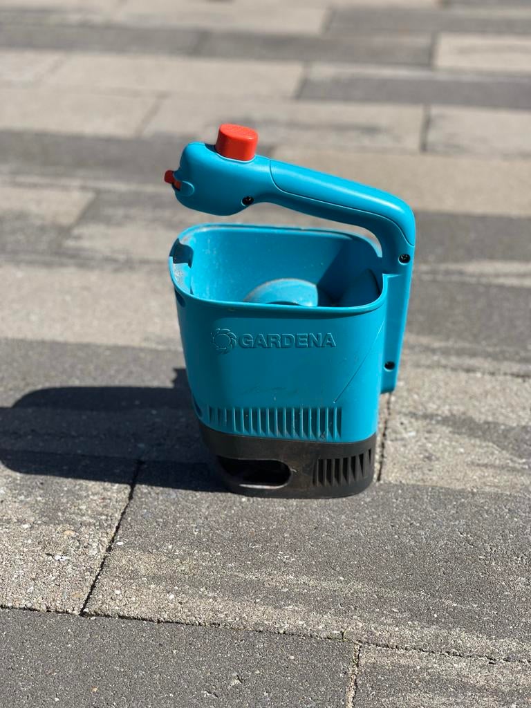 Gardena Handstrooier M - Perfect voor zaad en mest, Tuin en Terras, Ophalen, Gebruikt, Overige soorten