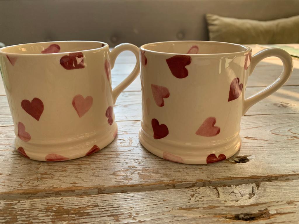 Emma Bridgewater baby mugs hearts, Ophalen of Verzenden, Zo goed als nieuw, Overige stijlen, Kop(pen) en/of Schotel(s)