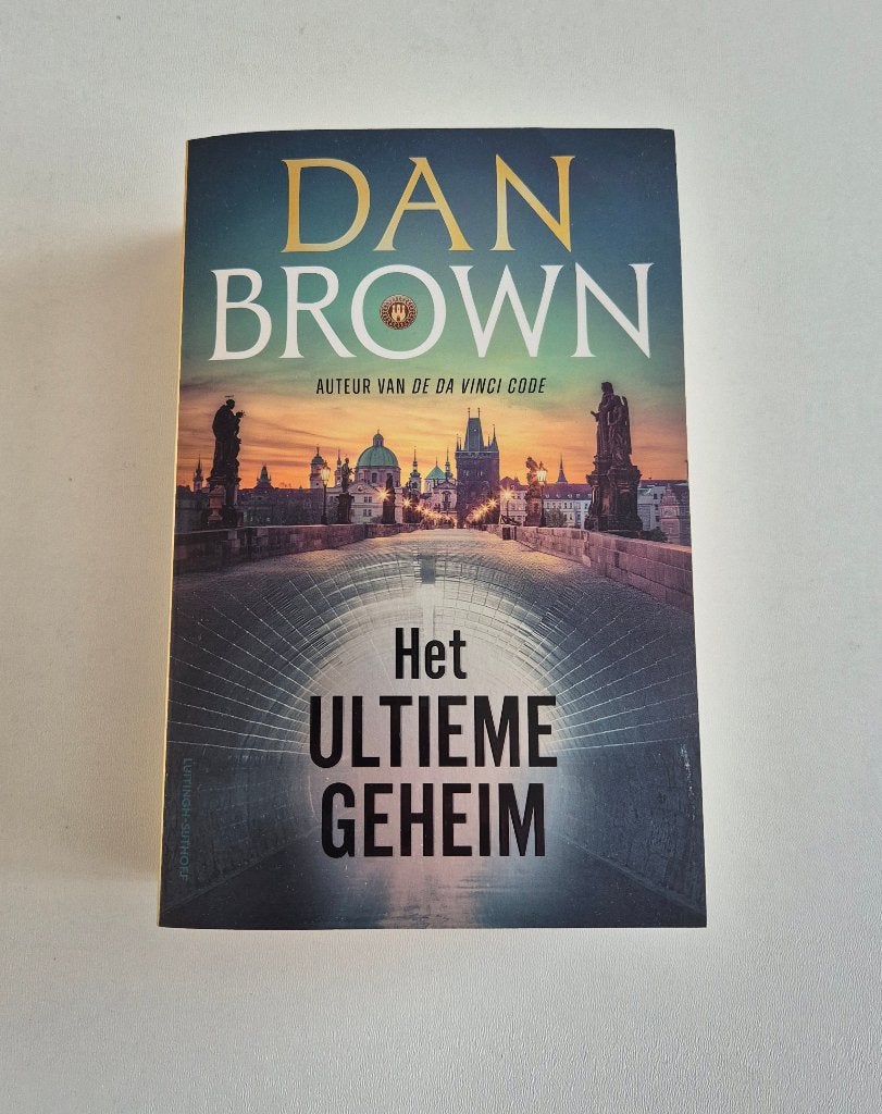 Dan Brown Het Ultieme Geheim Boek, Ophalen of Verzenden, Zo goed als nieuw, Dan Brown, Nederland