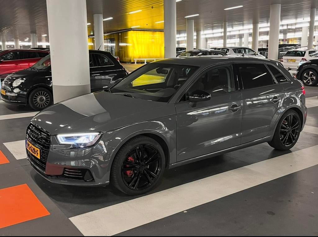 Audi A3 1.0 Tfsi 116pk 2017 Grijs, Stof, 620 kg, Origineel Nederlands, Handgeschakeld