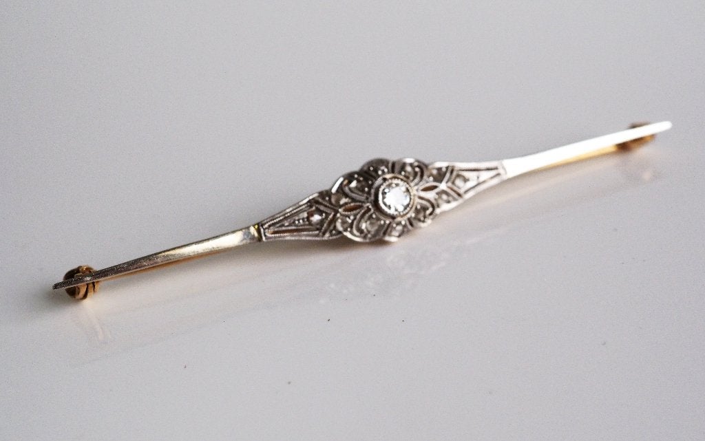 Art Nouveau 18 krt gouden broche met diamant, Ophalen of Verzenden, Goud, Broche, Met edelsteen