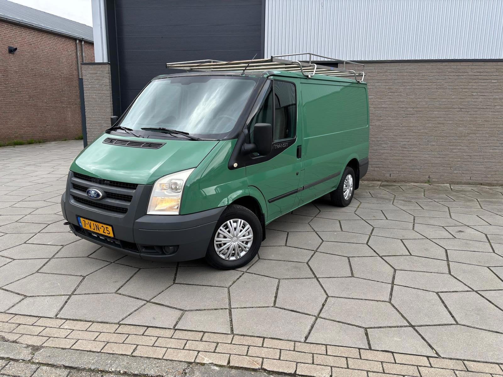 Ford Transit 260S 2.2 TDCI Economy Edition export prijs ex b, Voorwielaandrijving, 86 pk, Gebruikt, 4 cilinders