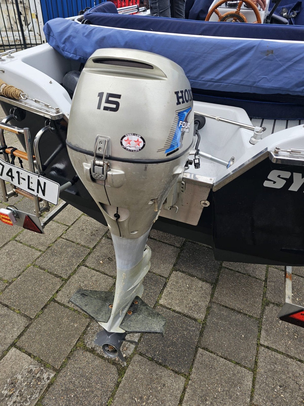 honda buitenboord motor, Ophalen