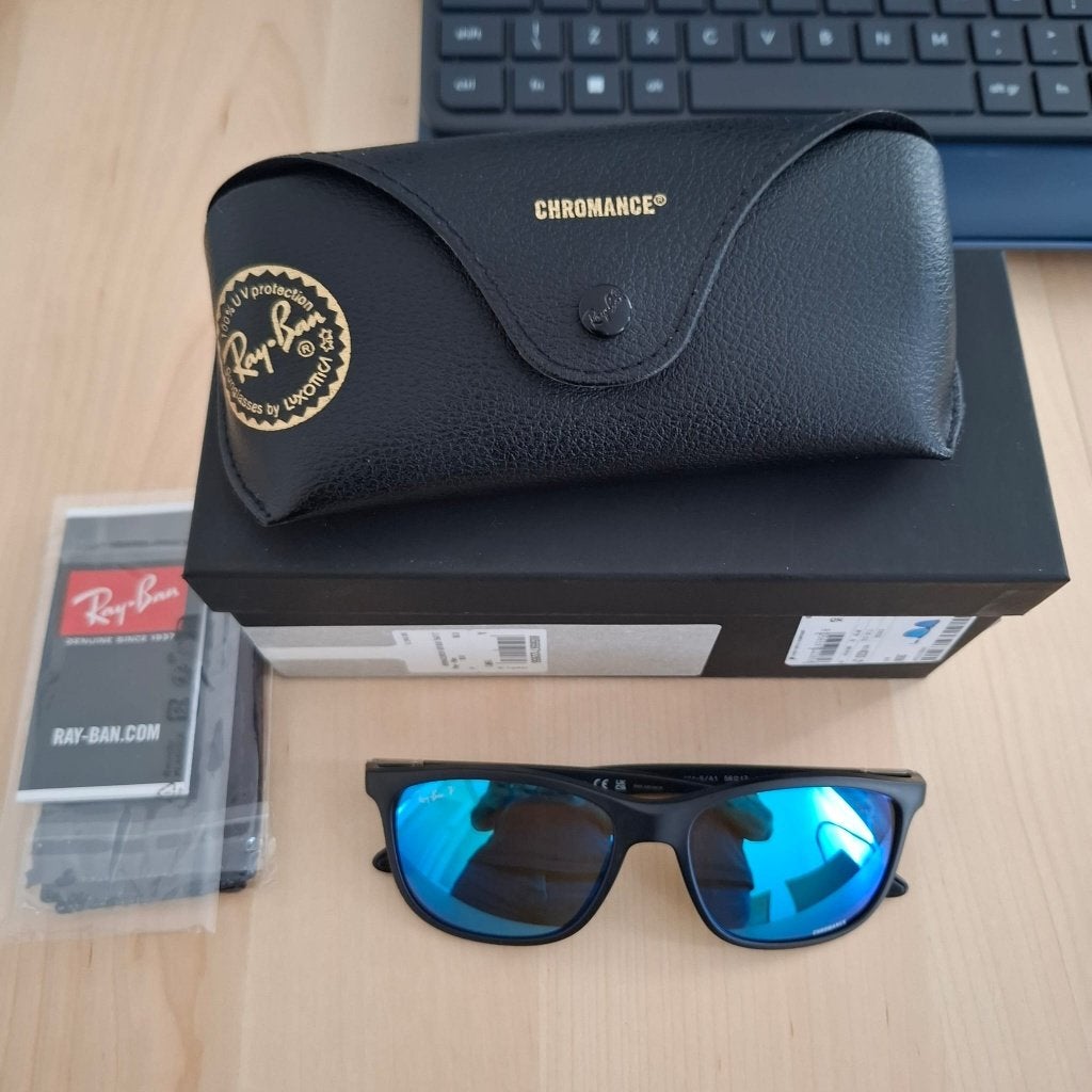 Ray-Ban Chromance RB4330CH zwart/blauw – nette staat, Zonnebril, Blauw, Ophalen of Verzenden, Zo goed als nieuw