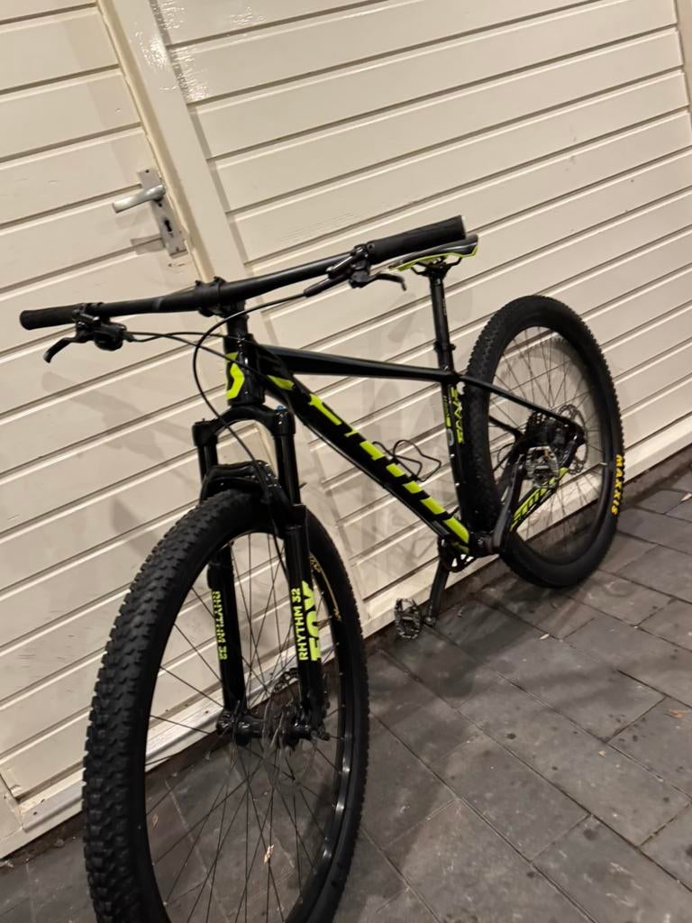 Scott Scale 950 Shimano Saint rem upgrade DT swiss naaf, Hardtail, Ophalen, Zo goed als nieuw, Heren