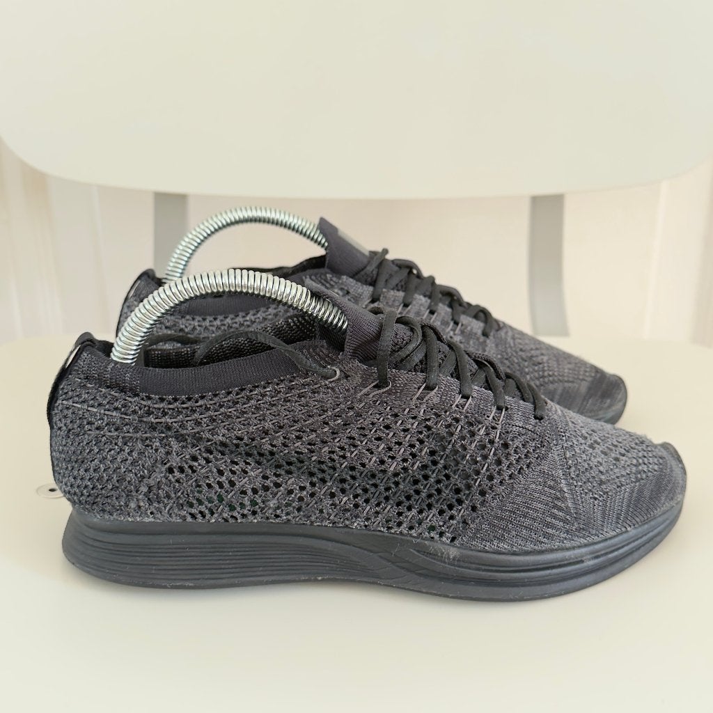 Nike Flyknit Racer Triple Black | EU 40, Zwart, Nike, Ophalen of Verzenden, Sneakers of Gympen