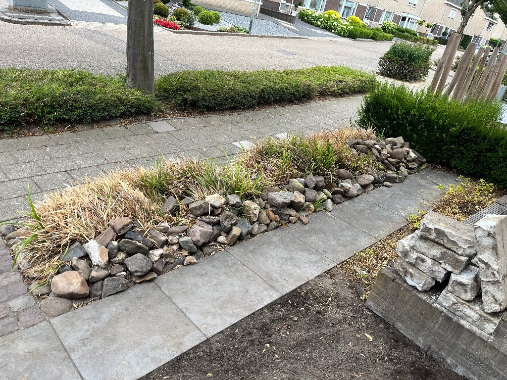 Maaskeien, Tuin en Terras, Ophalen, Zo goed als nieuw