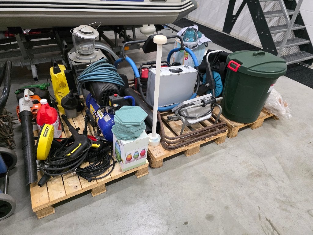Zeer grote partij rommelmarktspullen. Alles in een koop!, Ophalen, Gebruikt