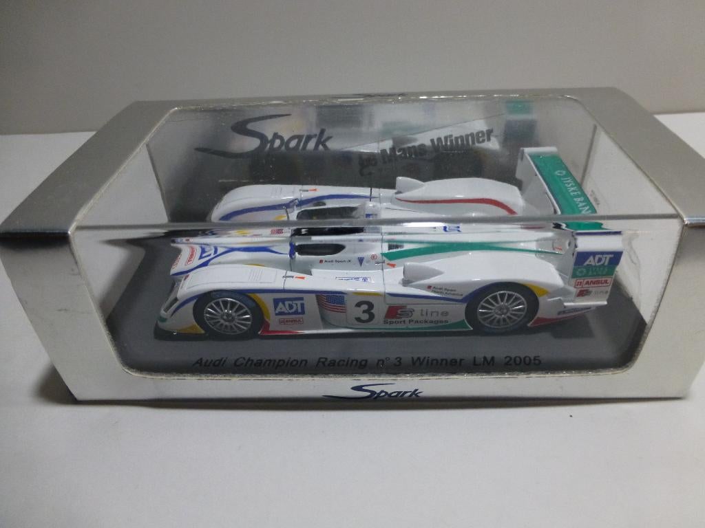 Spark Audi Chapion Racing N* Winner Le Mans 2005, Ophalen of Verzenden, Nieuw, Auto, Overige merken