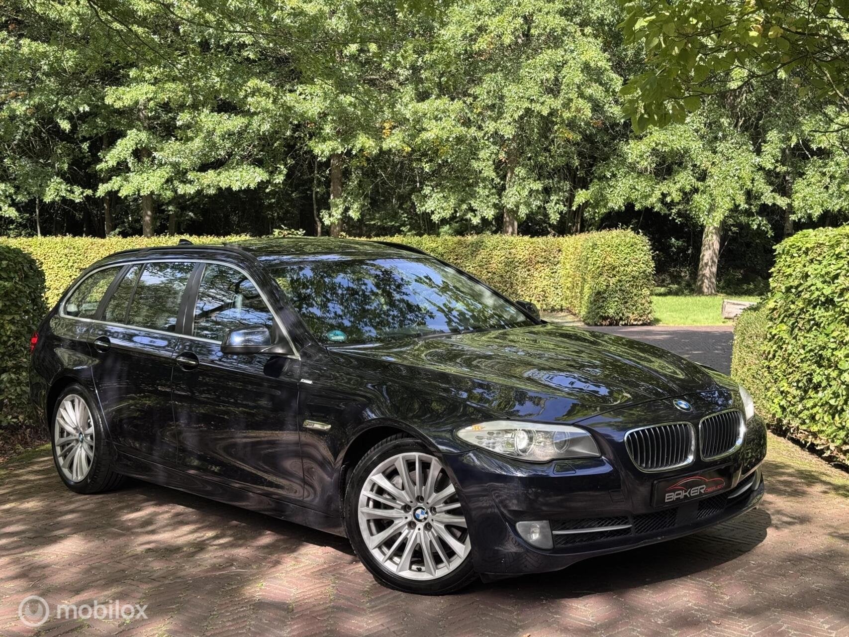 BMW 5-serie Touring 530d High Executive ~ Pano ~ Xenon ~, Auto's, Automaat, Achterwielaandrijving, Gebruikt, Euro 6
