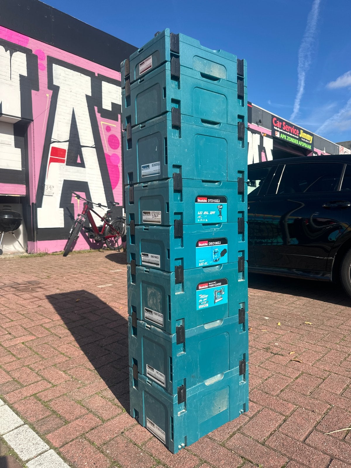 8 Makita koffers - Licht stoffig, maar klaar voor gebruik