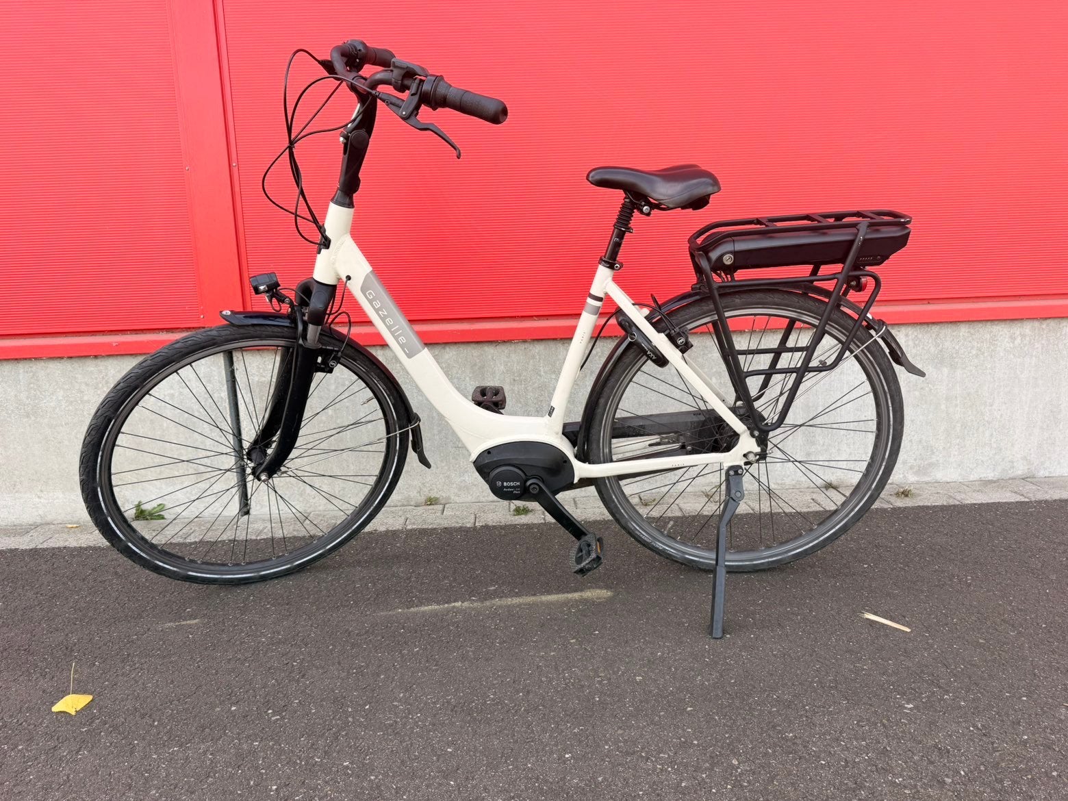 Gazelle Paris C7+ TOPSTAAT!!! Bosch E-Bike Dames 2023, Ophalen, Zo goed als nieuw, 51 tot 55 cm, 50 km per accu of meer