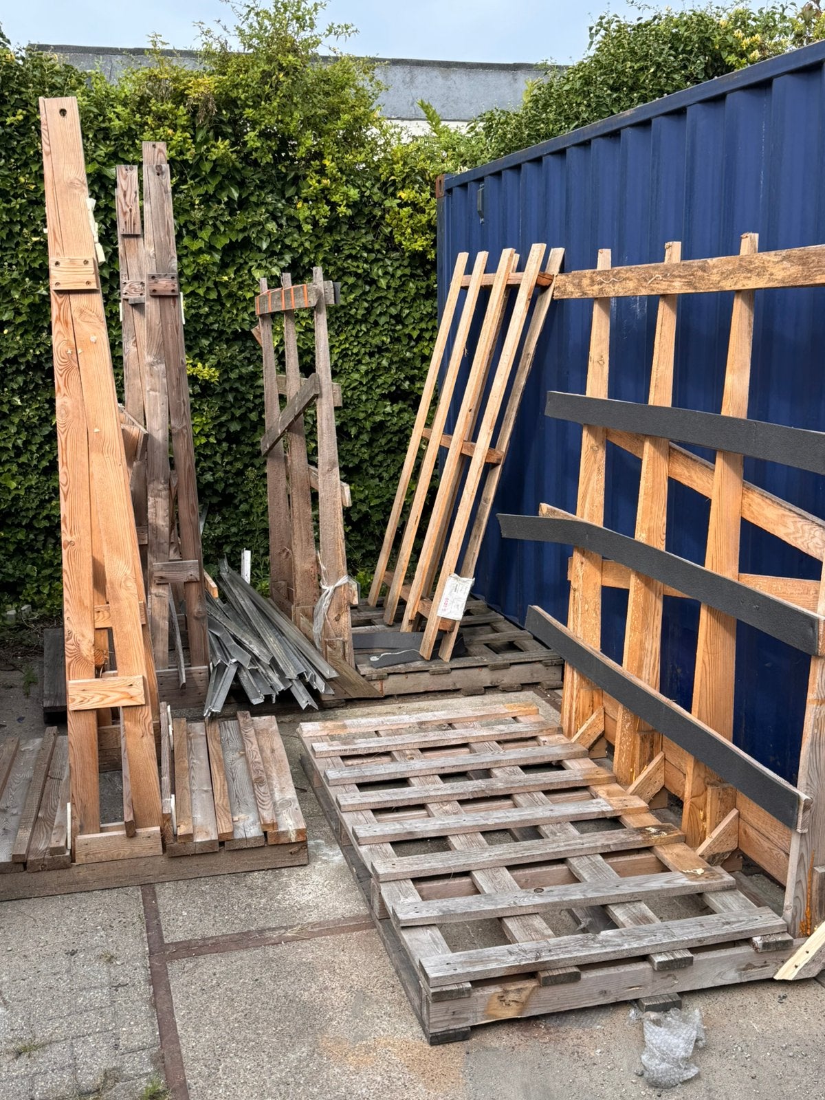 Kachelhout / houten kozijnpallets, Ophalen of Verzenden, Zo goed als nieuw, 50 mm of meer, Pallet
