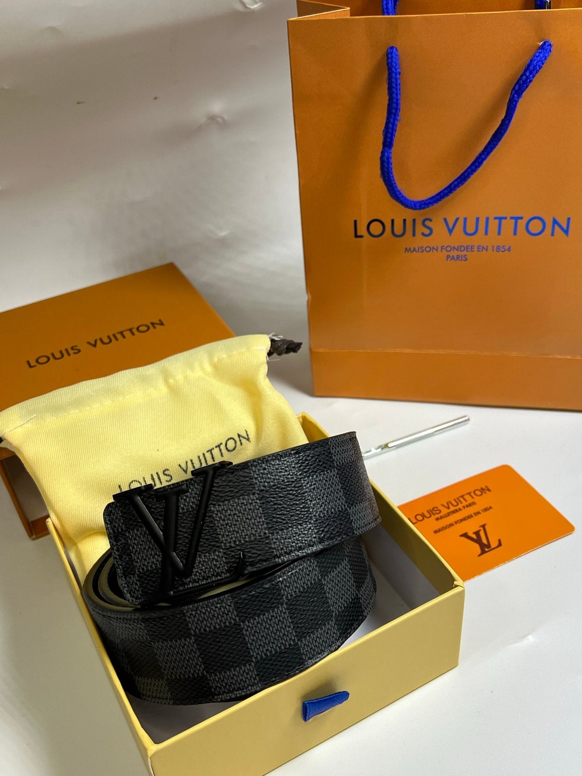 Luxury Monogram Leather Belt – Black – Size 110 / 44, L, Nieuw, Riem of Ceintuur, L