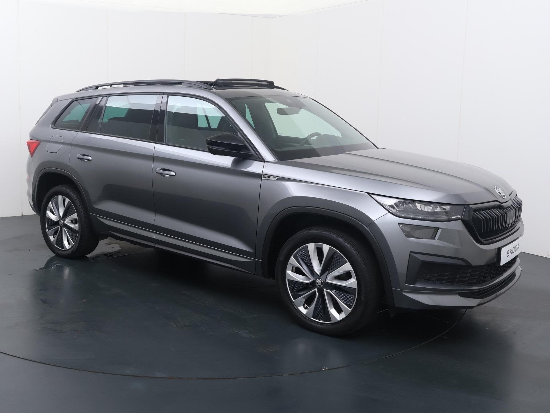 Skoda Kodiaq 1.5 TSI Sportline Business 7p. | 150 PK | Autom, 12 maanden, 4 cilinders, 14 km/l, Bedrijf