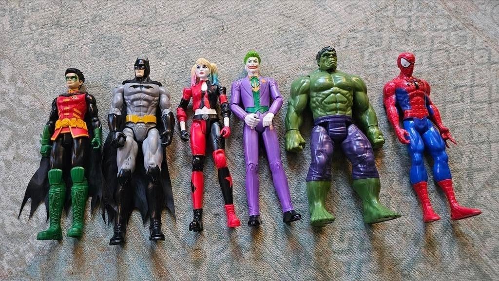 Superhelden actiefiguren 30 cm, Kinderen en Baby's, Speelgoed | Actiefiguren, Ophalen