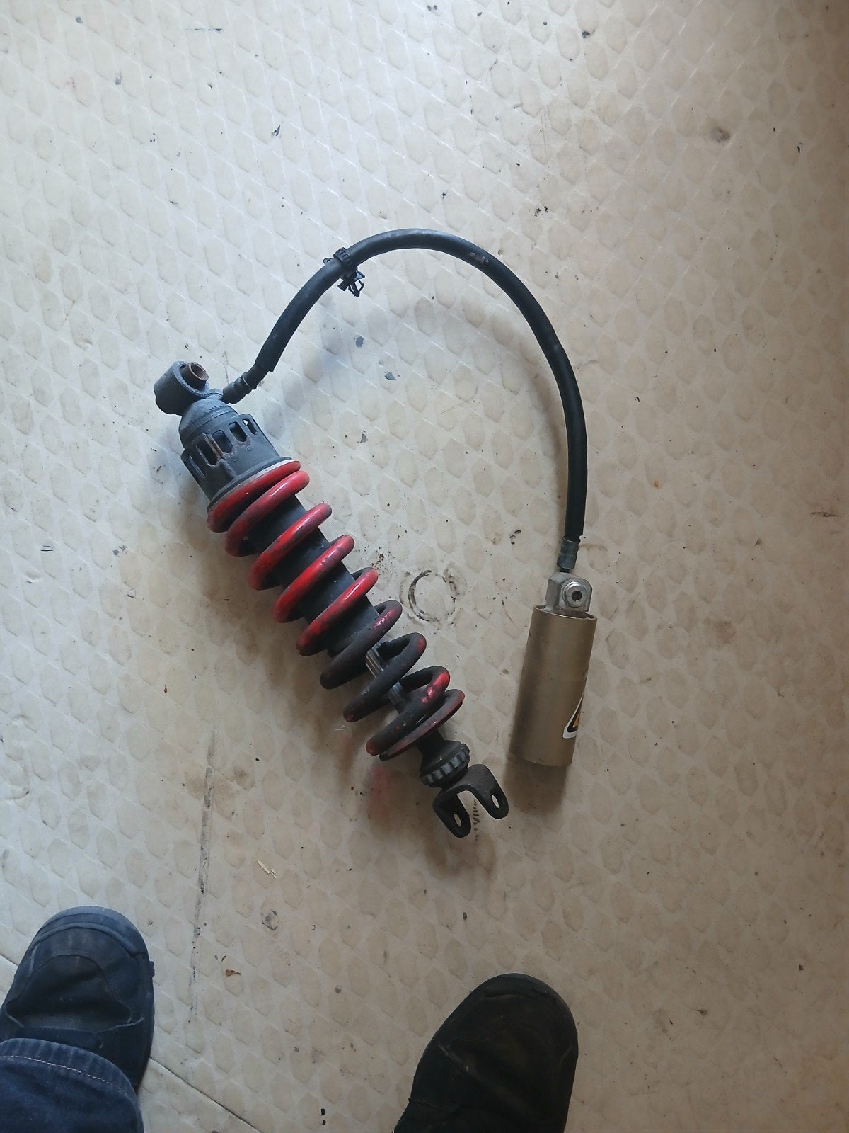 Yamaha thundercat achterdemper, Ophalen of Verzenden
