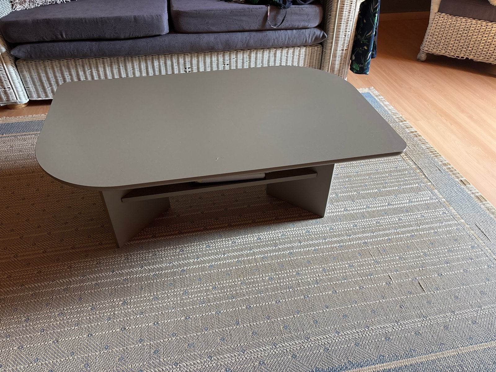 Moderne salontafel met opbergruimte, Ophalen, Overige materialen, Gebruikt, 100 tot 150 cm