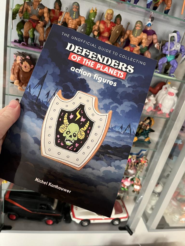 Defenders of the planets guide, Ophalen of Verzenden, Nieuw