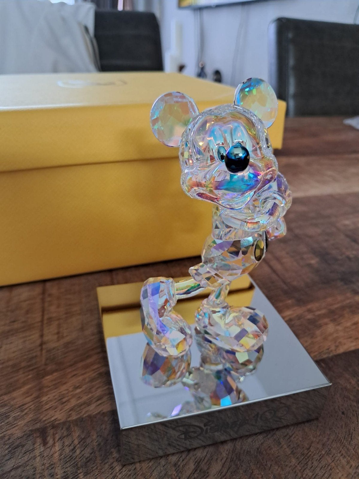 Disney 100 Mickey Mouse Swarovski Beeldje in originele doos, Ophalen of Verzenden, Mickey Mouse, Zo goed als nieuw, Beeldje of Figuurtje