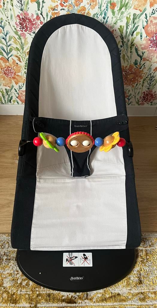 Baby Bjorn wipstoel met speelboog, Overige merken, Gebruikt, Wipstoel, Ophalen of Verzenden