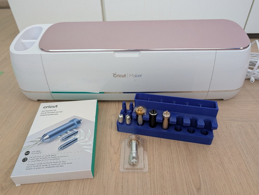Cricut Maker roze met veel accessoires, Zo goed als nieuw, Machine, Cricut, Roze