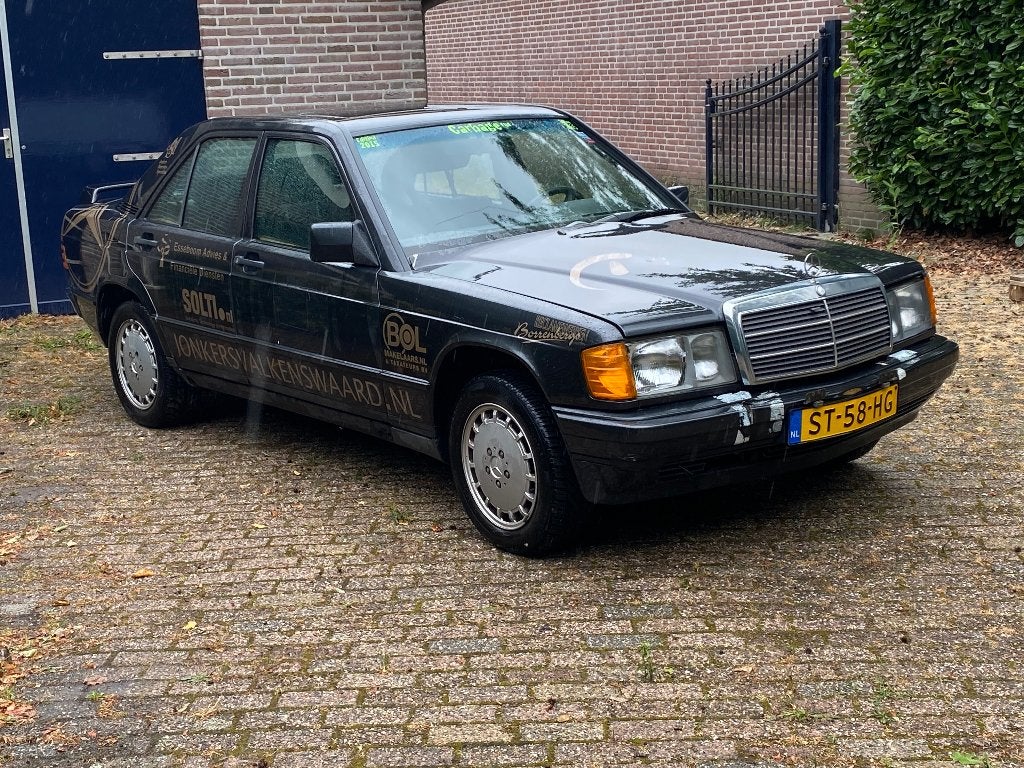 Mercedes-Benz 190-Serie 2.6 E 1987 Zwart, 2597 cc, 620 kg, Zwart, Origineel Nederlands