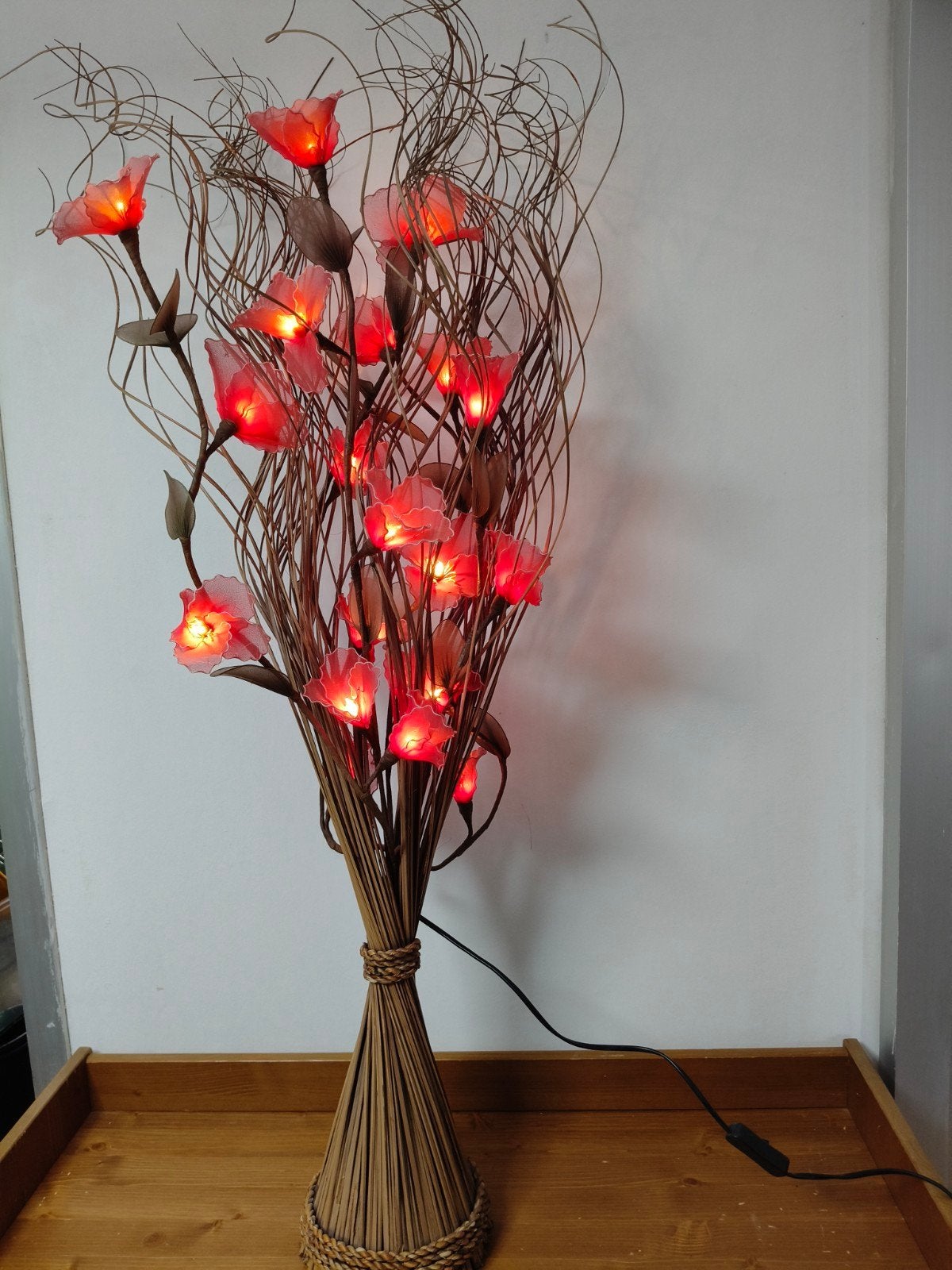 Sfeervolle Bloemenlamp - Unieke Verlichting, Ophalen of Verzenden, Zo goed als nieuw, Minder dan 100 cm