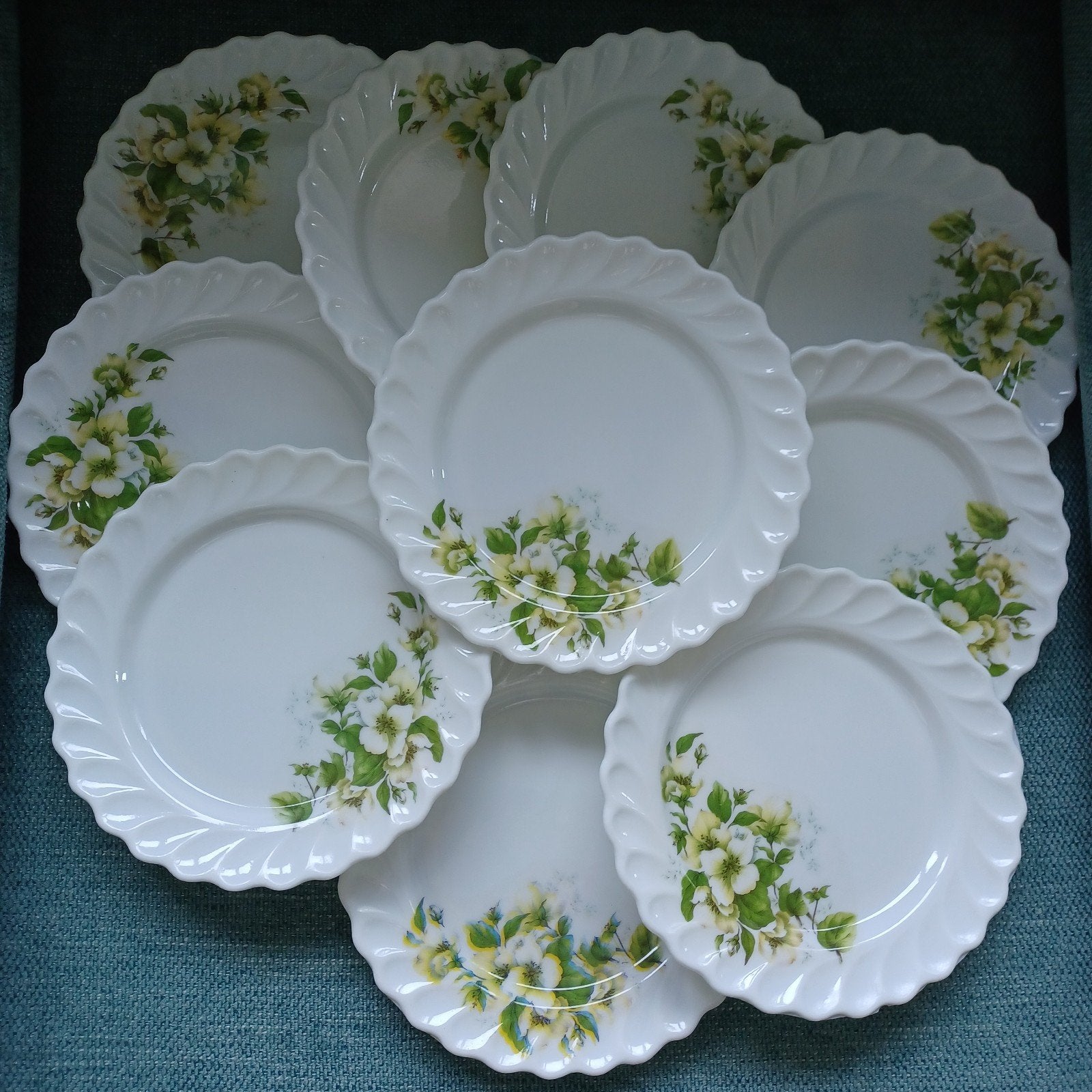 Melamine bord met bloemmotief 10 stuks, Ophalen, Kunststof, Overige merken, Zo goed als nieuw