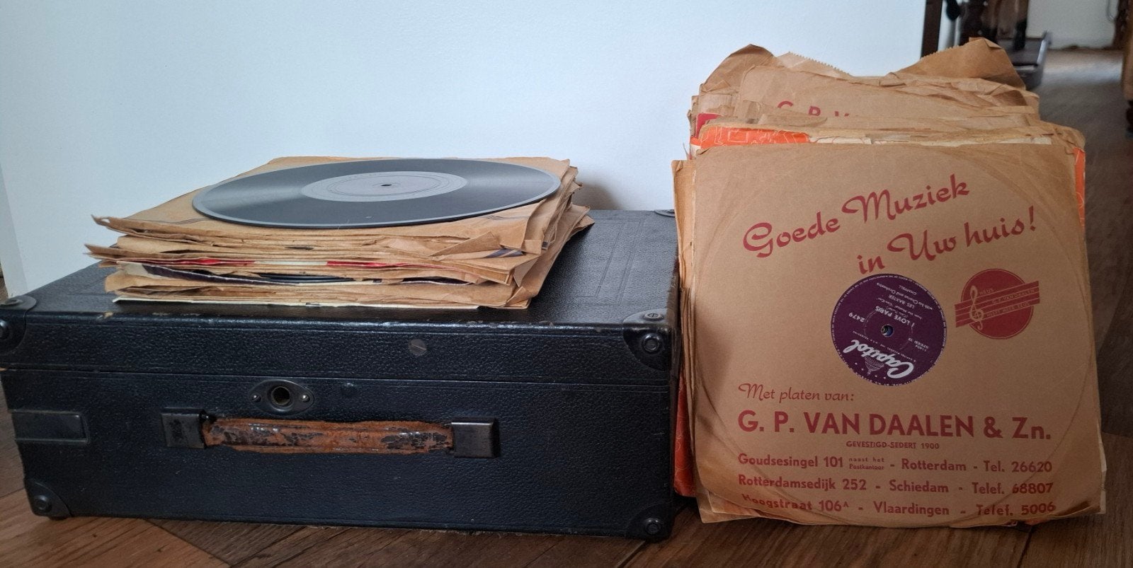 His Masters Voice, Ophalen
