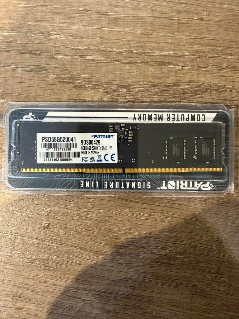 DDR5 8GB 5200MHz Geheugenmodule - Nieuw in verpakking, 8 GB, Nieuw, Ophalen of Verzenden, Desktop