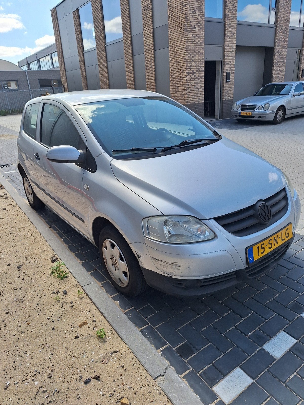 Volkswagen Fox 1.2 40KW 2006 Grijs, Auto's, Voorwielaandrijving, 4 stoelen, 1198 cc, 973 kg