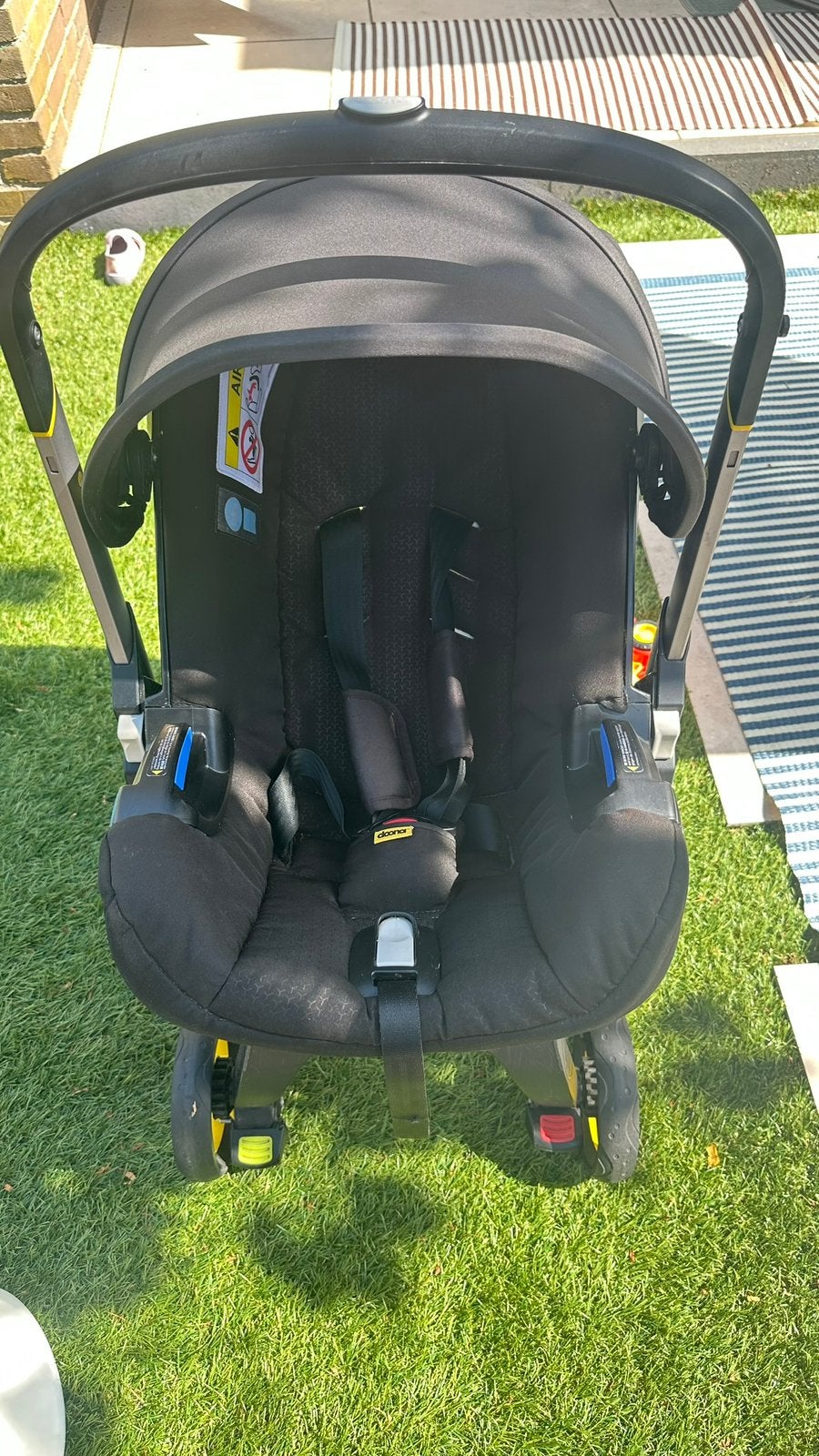 Doona kinderwagen & autostoel, Ophalen, Zo goed als nieuw, Overige merken