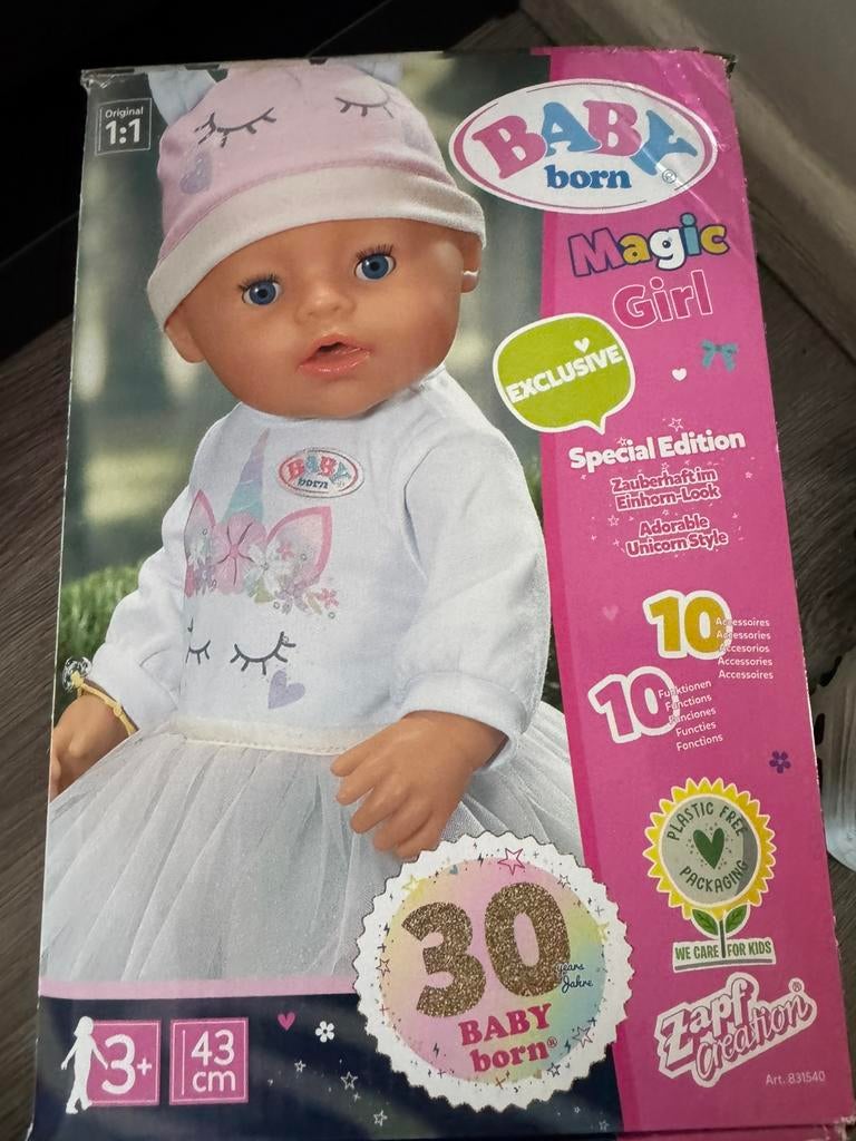 Baby born special edition, Kinderen en Baby's, Speelgoed | Poppen, Ophalen, Zo goed als nieuw, Babypop