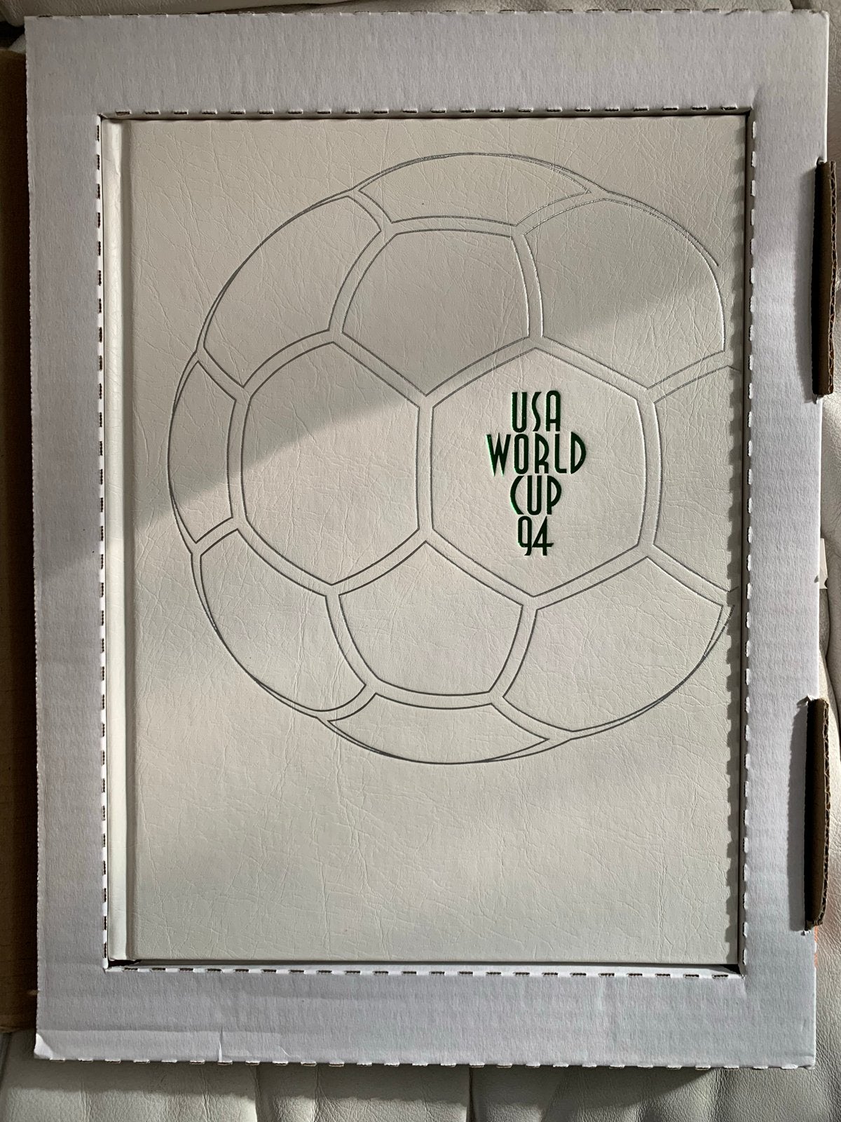 USA World Cup 94 Voetbal Album - nieuw in verpakking, Ophalen of Verzenden, Nieuw, Overige sporten, Boek of Tijdschrift