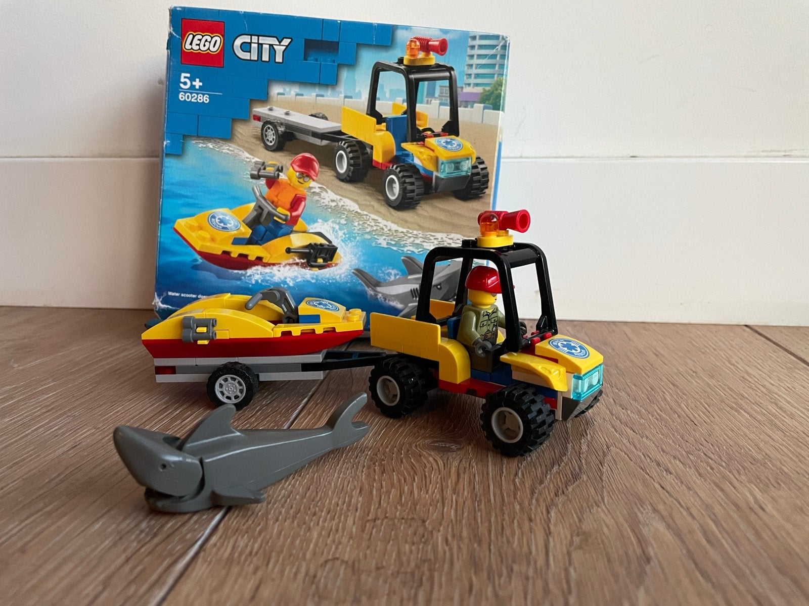 LEGO City Strandredding met terreinwagen en jetski (60286), Ophalen of Verzenden, Zo goed als nieuw