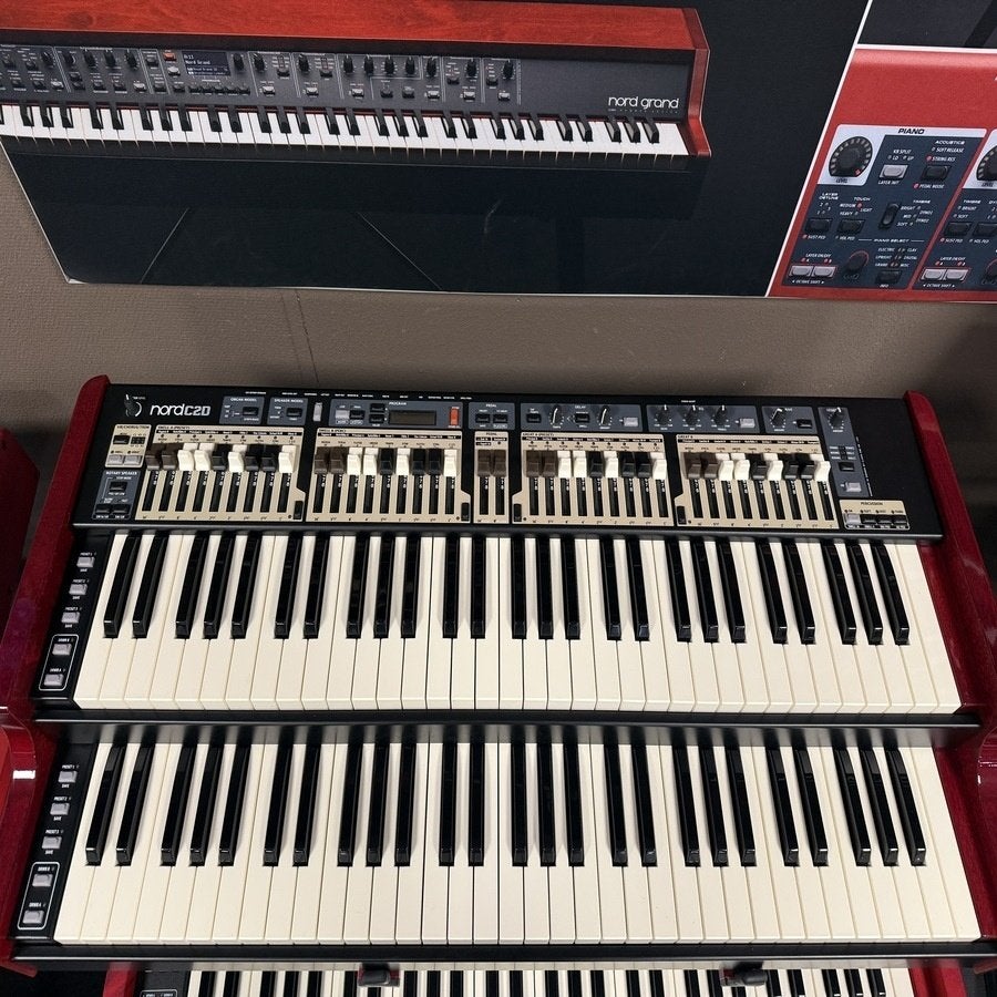 Nord C2D Combo Organ incl. Nord Softcase!, 2 klavieren, Gebruikt, Nord, Ophalen of Verzenden