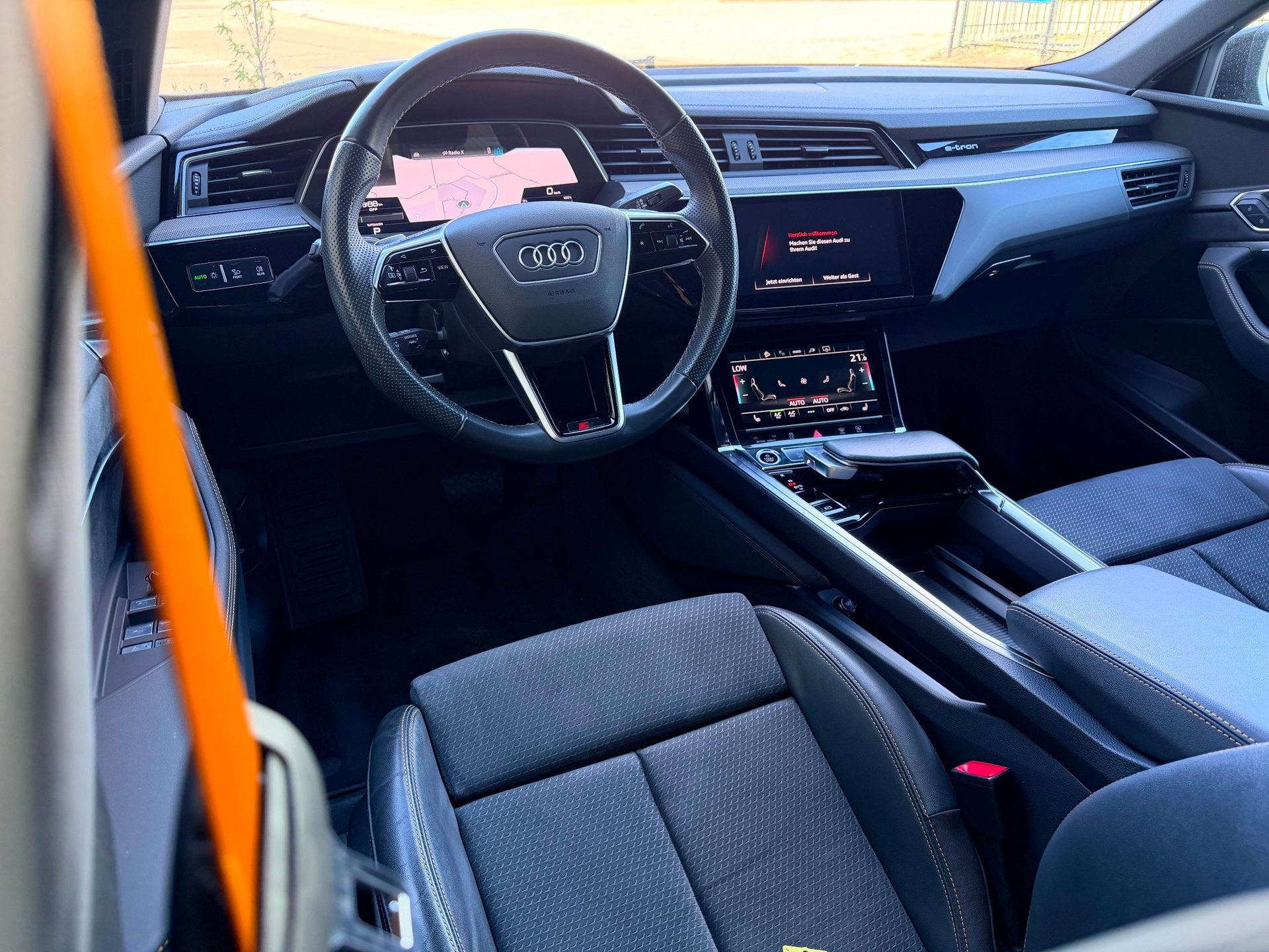 Audi E-tron Sportback 55 Black Ed, Panodak, ACC, Chronos,Ban, Auto's, Audi, Automaat, Zwart, Leder, 408 pk