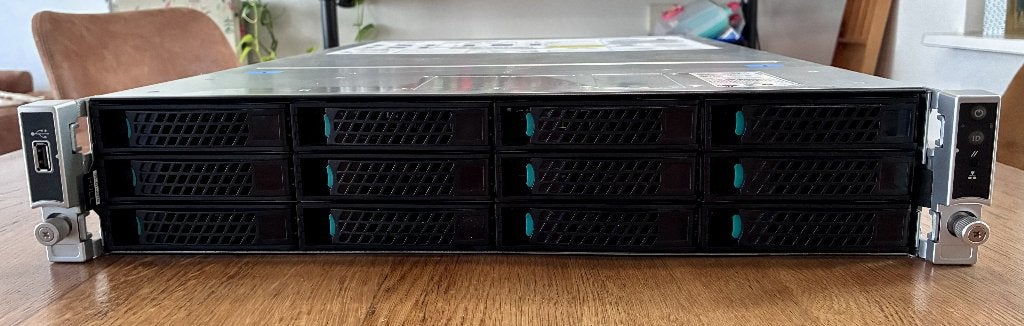 Enterprise Dual Intel Xeon Server (20 Cores/256GB RAM/10Gbe), Computers en Software, Servers, Gebruikt, 2 tot 3 Ghz, 256 GB, Hot swappable onderdelen