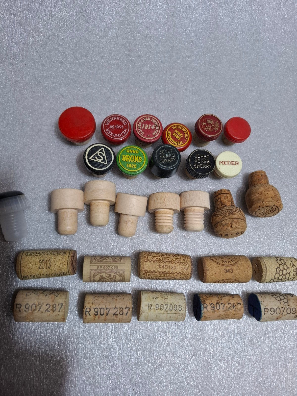 Stopkurken van Wijn, Sherry en Champagne flessen, Verzamelen, Wijnen, Ophalen of Verzenden, Gebruikt, Overige gebieden, Overige typen