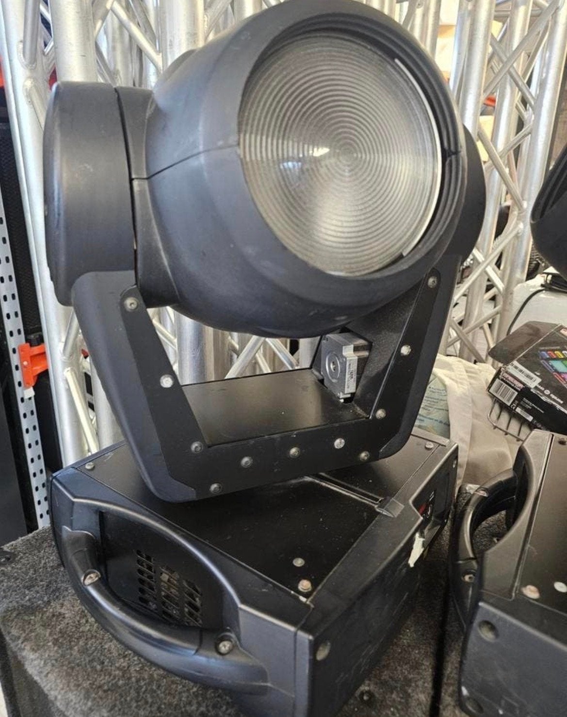 2x Martin Mac 300 Wash Movinghead, Muziek en Instrumenten, Licht en Laser, Ophalen, Gebruikt, Licht, Kleur