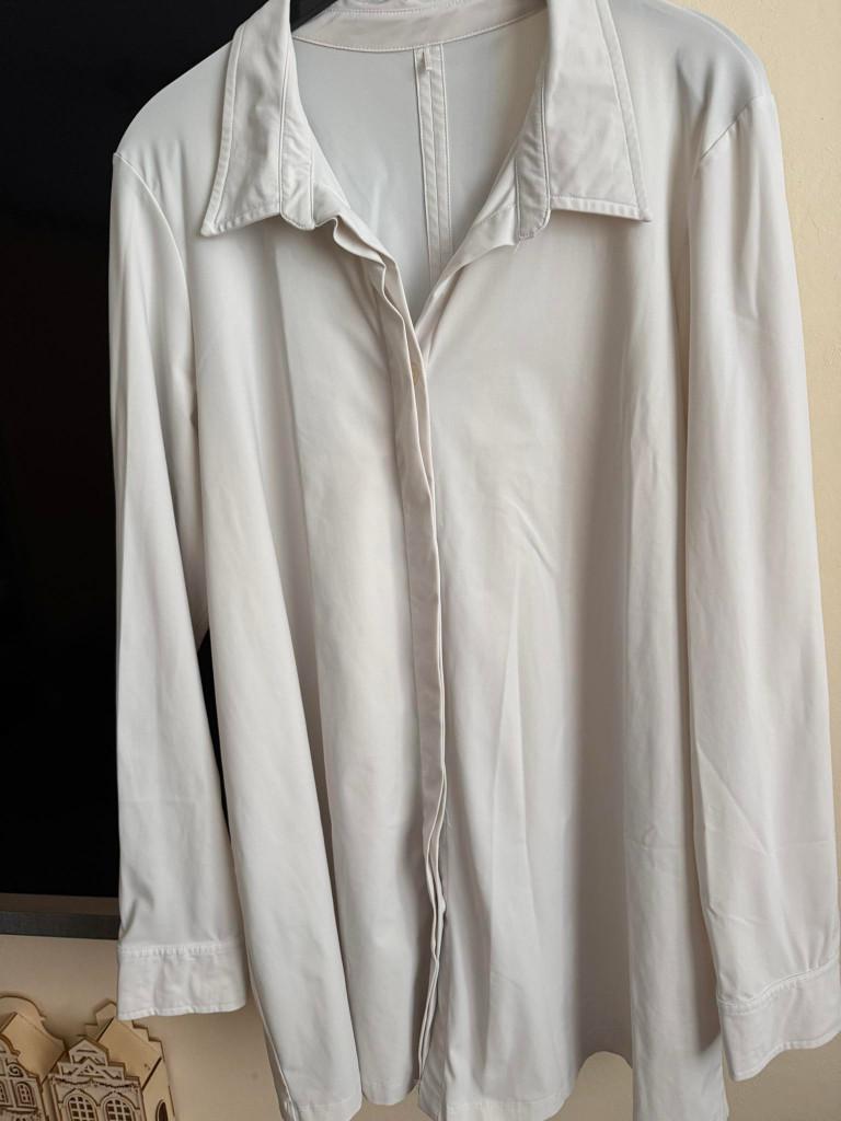 plus basics korte blouse maat 48, Kleding | Dames, Grote Maten, Ophalen of Verzenden, Zo goed als nieuw, Beige, Blouse of Tuniek