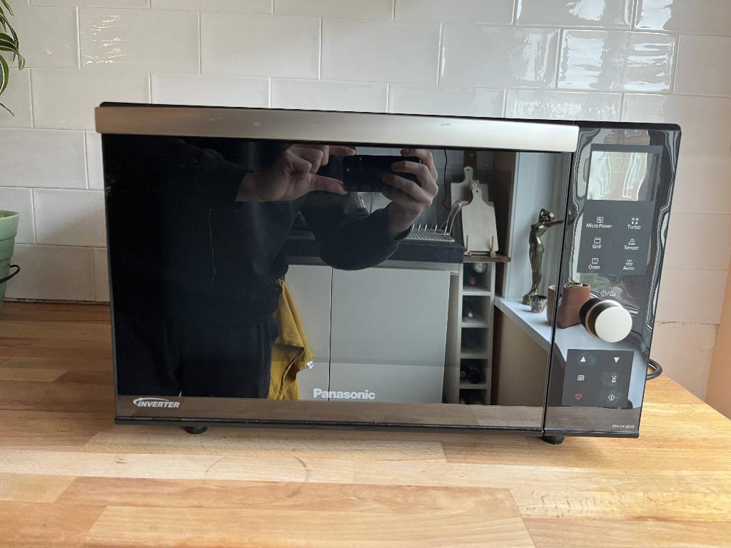 Combimagnetron Panasonic NN-DF383B | Zo goed als nieuw, Witgoed en Apparatuur, Magnetrons, Ophalen, Combimagnetron, Grill, Zo goed als nieuw