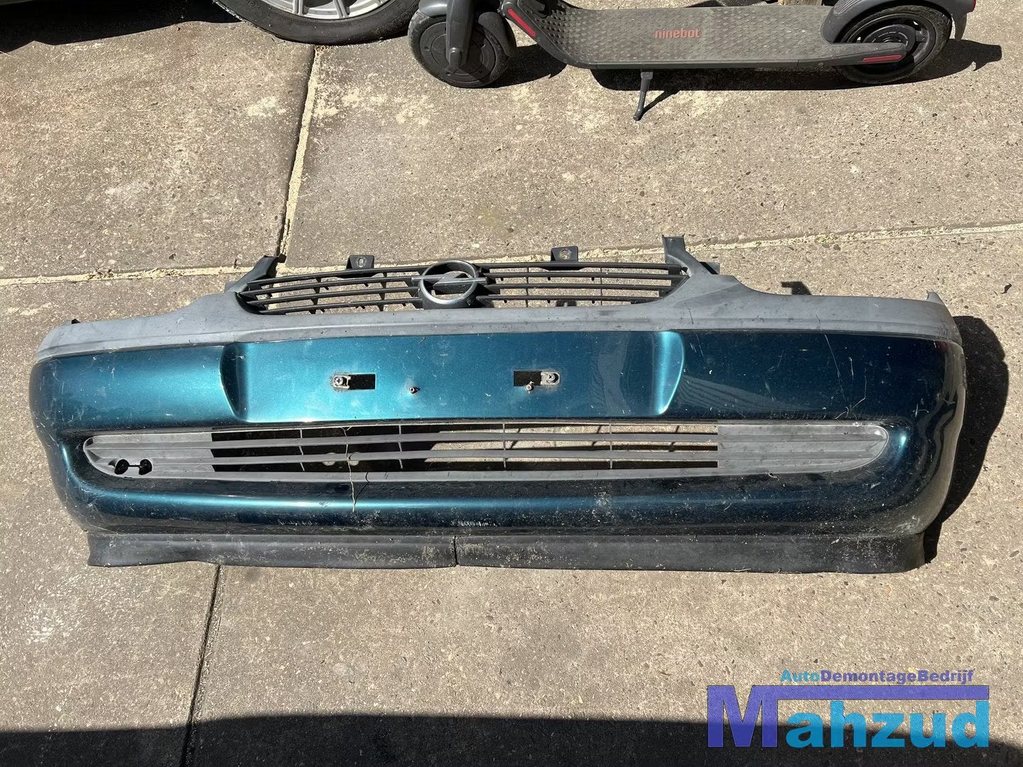 OPEL CORSA C Groen Z283 Voorbumper 1994-1999, Auto-onderdelen, Gebruikt, Voor, Opel Automobile GmbH, Ophalen of Verzenden