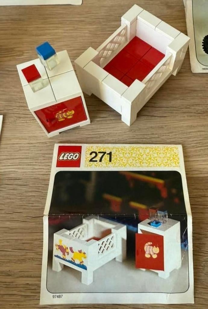 LEGO 271 Wieg en Kastje Vintage Complete Set met Instructi, Kinderen en Baby's, Speelgoed | Duplo en Lego, Gebruikt, Overige thema's