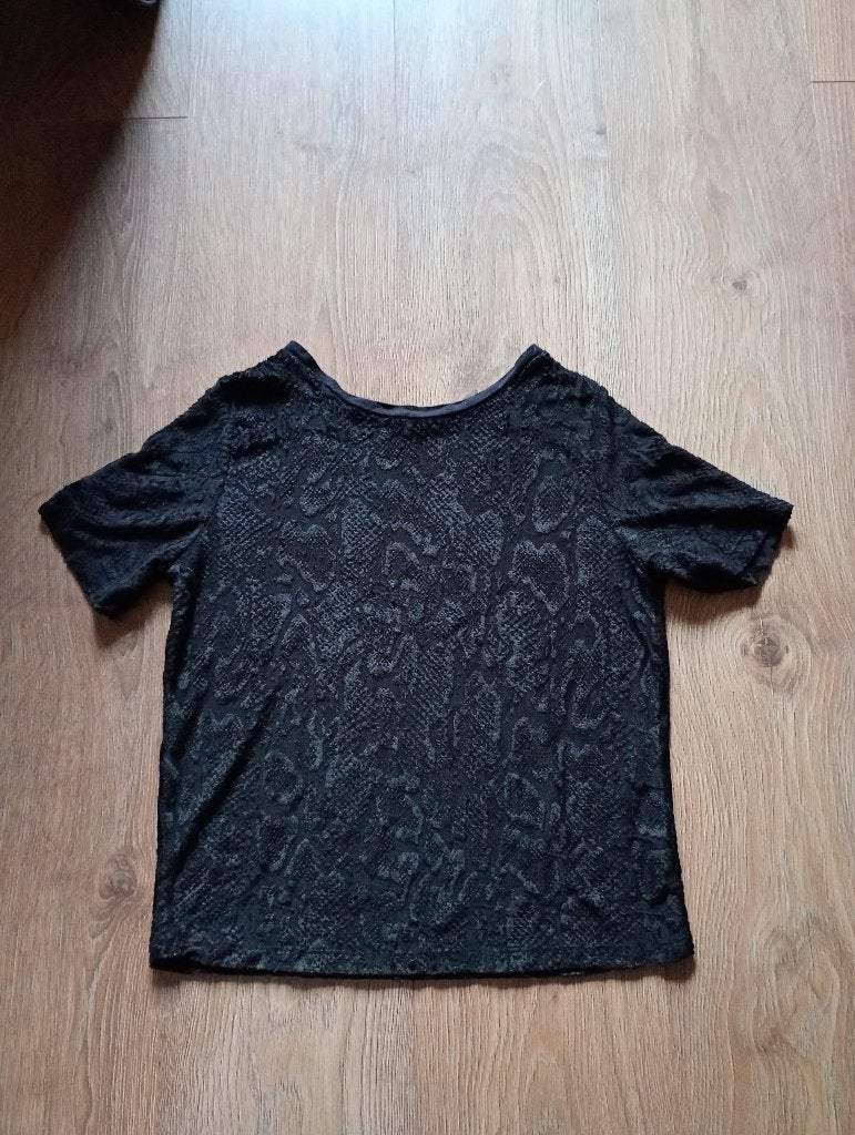 Mooi zwart doorschijnend shirt mt XS Atmosphere, Kleding | Dames, Atmosphere, Zwart, Ophalen of Verzenden, Zo goed als nieuw